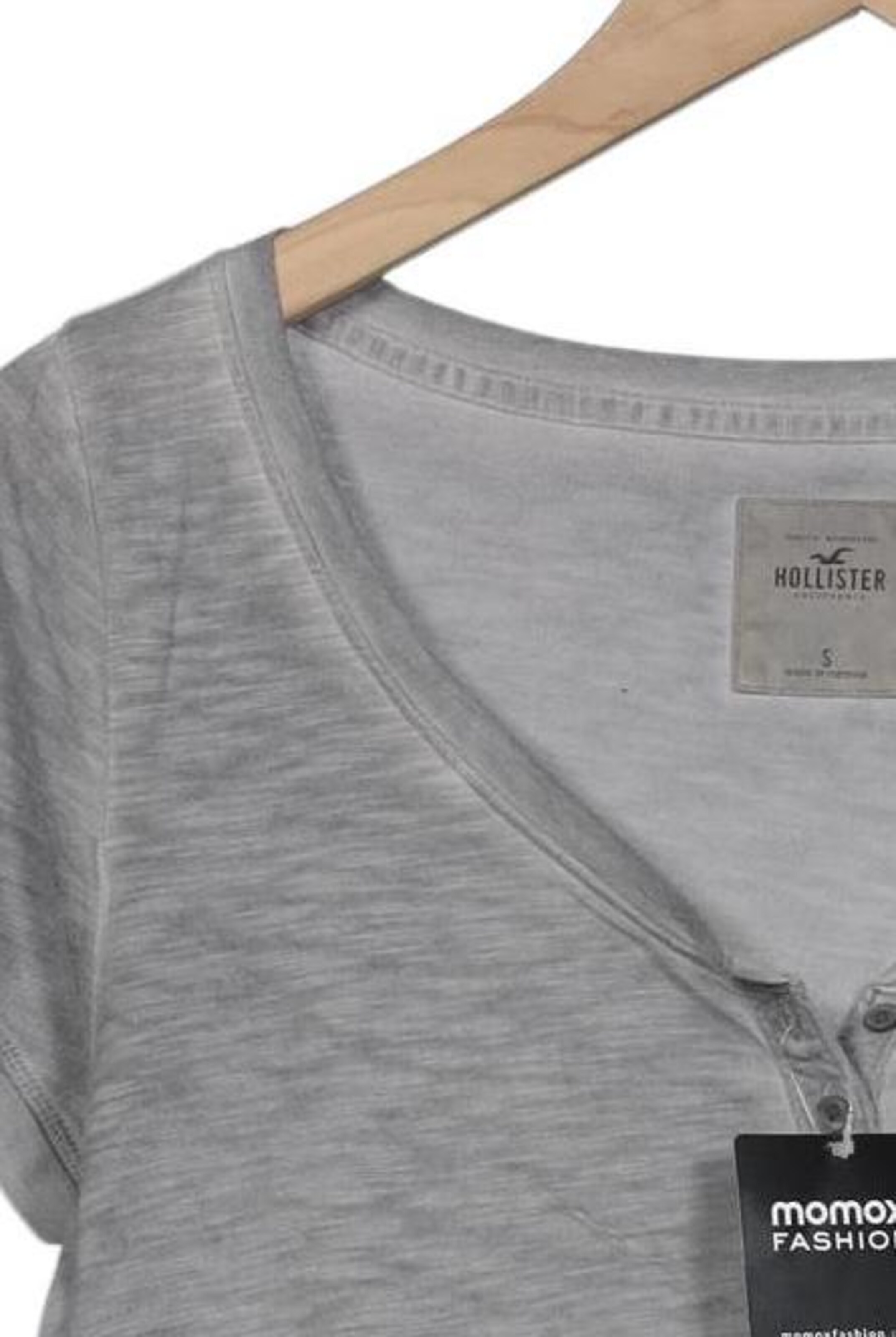 HOLLISTER Top & Shirt in S in Grey