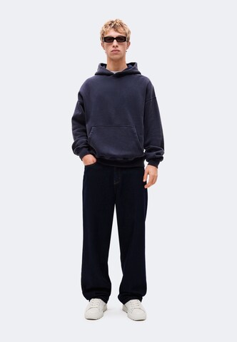 Sweat-shirt 'ESSENTIAL POPOVER 2.0' Abercrombie & Fitch en bleu