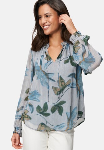 zero Blouse in Blue: front