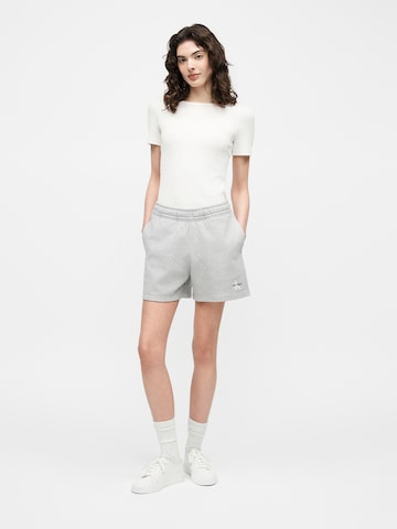 regular Pantaloni di Calvin Klein Jeans in grigio