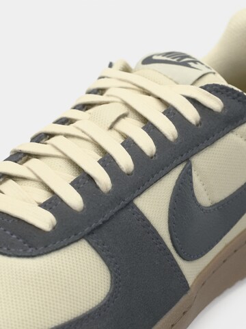Nike Sportswear Nízke tenisky 'FIELD GENERAL' - Zelená