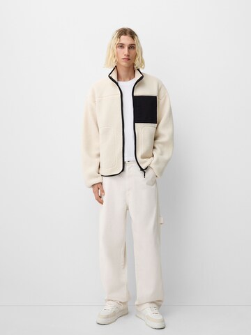 Bershka Fleecetakki värissä beige