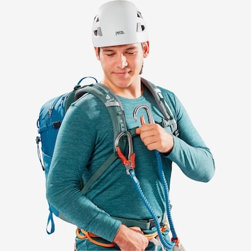 DEUTER Sports Backpack 'Trail 25' in Blue