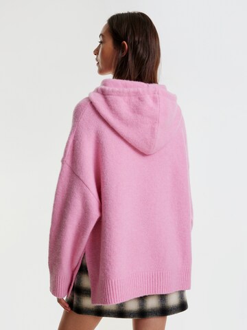 EDITED Sweater 'Xavia' in Pink