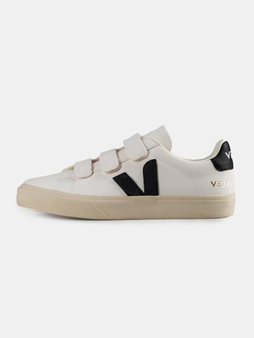 Veja Sneakers 'Recife' in White