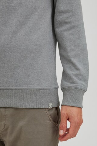 11 Project Sweatshirt 'NAHOR' in Grau