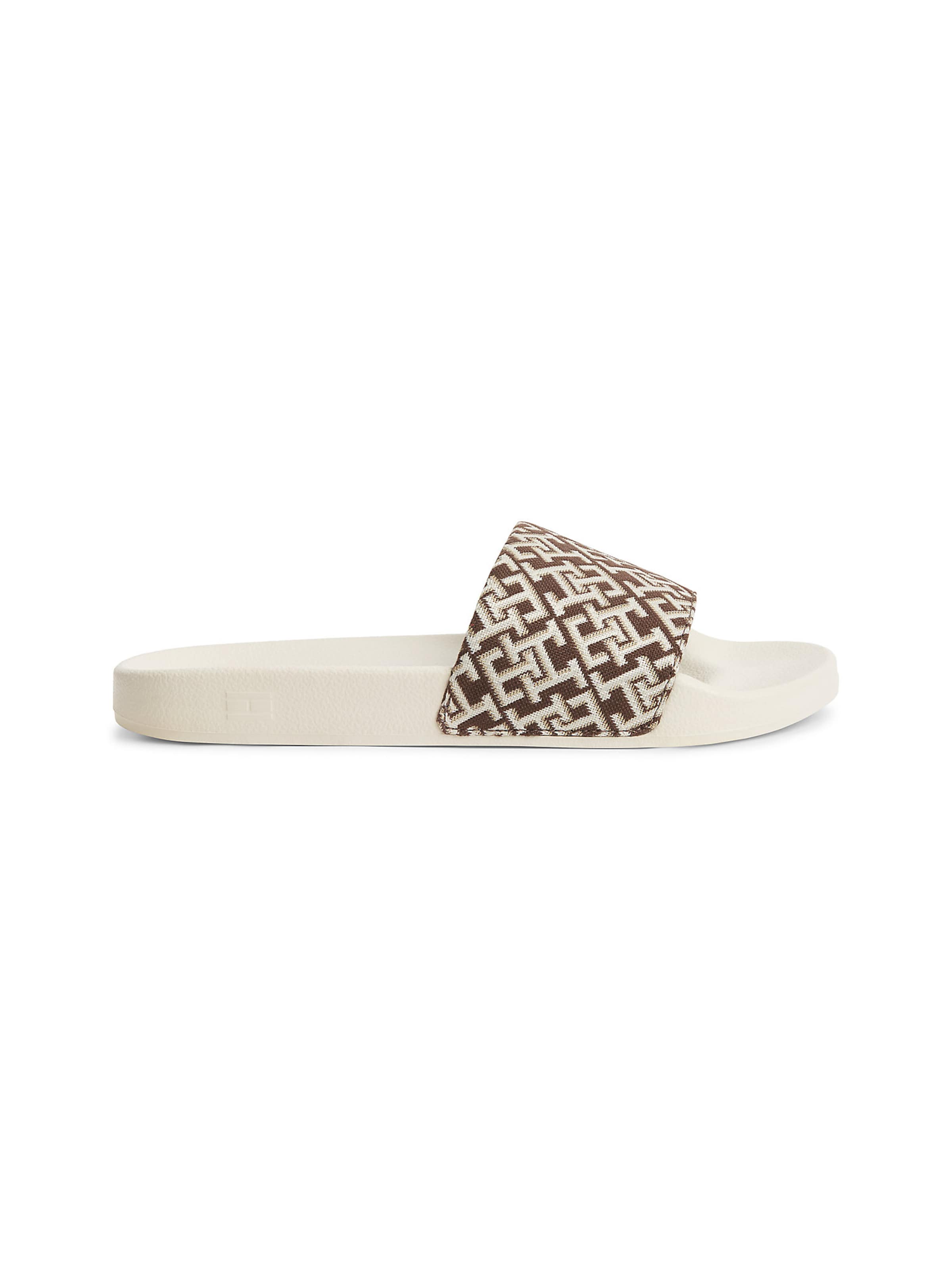TOMMY HILFIGER Pantolette in Braun
