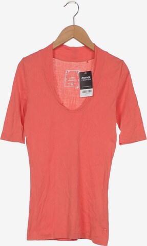 zero Top & Shirt in S in Red: front