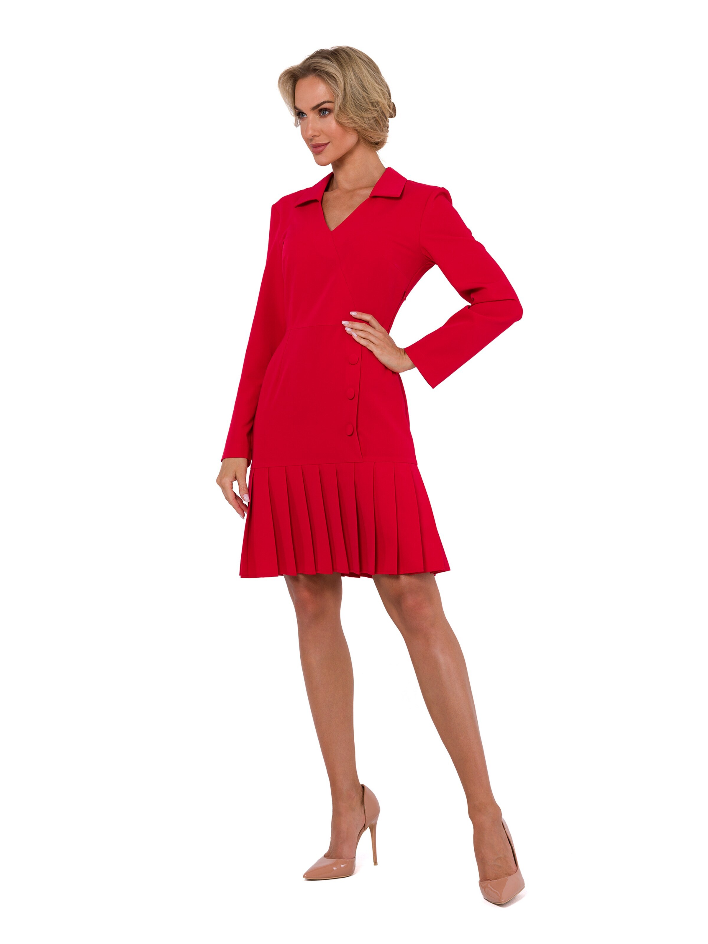 Rochie de la made of emotion pe roșu