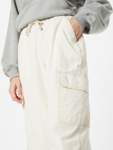 Effilé Pantalon cargo HOLLISTER en beige