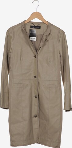 Expresso Jacket & Coat in L in Beige: front