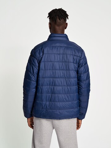 Veste mi-saison Hummel en bleu