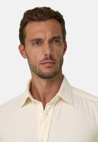 Boggi Milano Shirt in Wit: voorkant