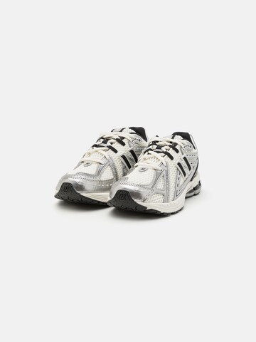 new balance Trainers '1906' in White