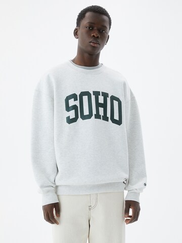 Pull&Bear Sweatshirt in Grau: predná strana