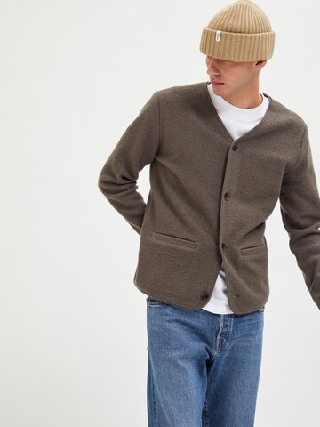 SELECTED HOMME Gebreid vest in Bruin