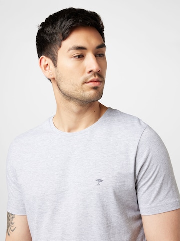 Coupe regular T-Shirt FYNCH-HATTON en gris