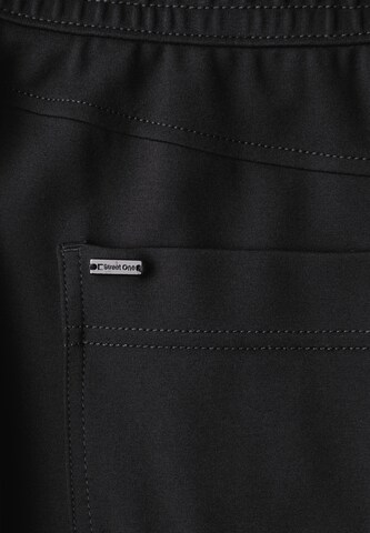 STREET ONE Regular Hose in Schwarz