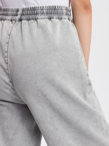 Cross Jeans Wide leg Jeans 'P 514' in Grey