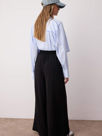 Trendyol Широкий Штаны в Черный