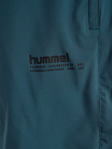 Hummel Regular Sportbroek in Groen