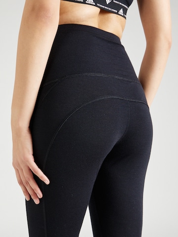 Skinny Pantaloni sportivi 'TUNDRA175' di super.natural in nero