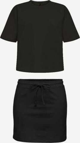 Only Petite Skirt in Black: front