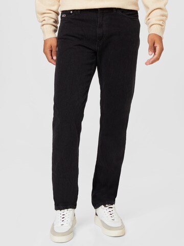 Tommy Jeans Regular Jeans 'Ethan' in Black: front