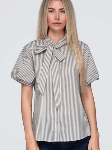 Camicia da donna di Ombre in beige: frontale