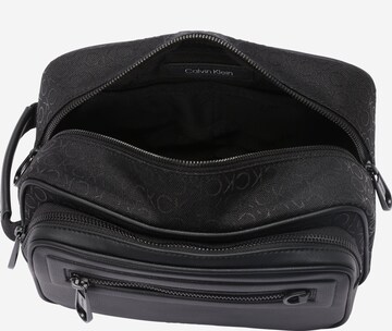 Calvin Klein Toiletry bag in Black