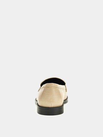 GUESS Classic Flats 'Sadien' in Beige