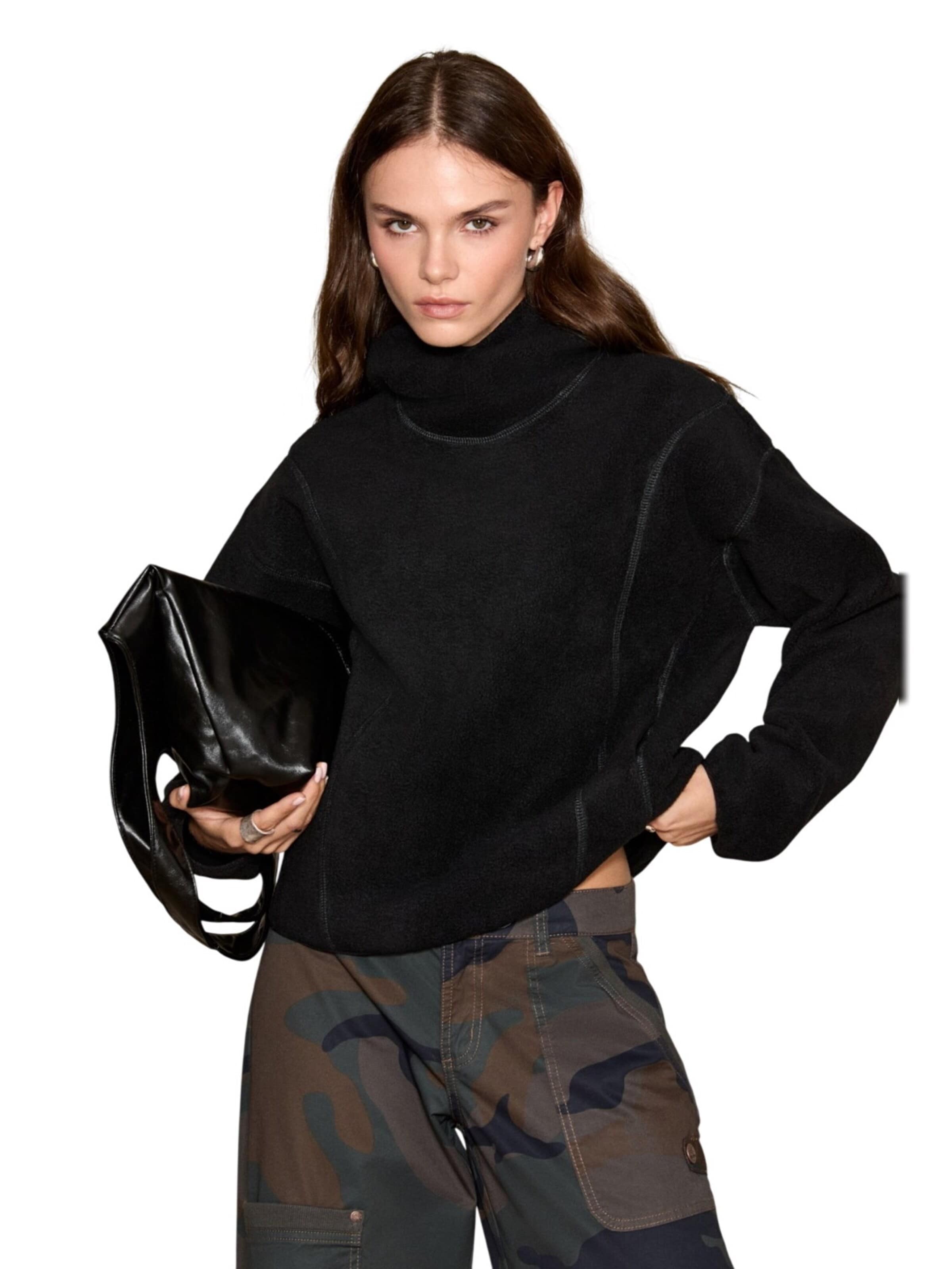 Grimelange Sweater in Black