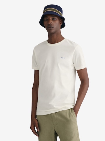 T-Shirt GANT en blanc