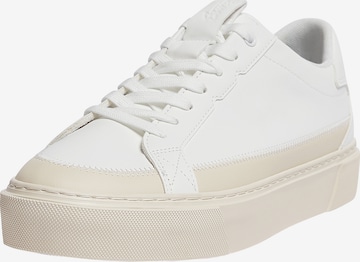 Baskets basses Pull&Bear en beige : devant