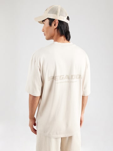 Tricou 'Colne' de la Pegador pe gri: față