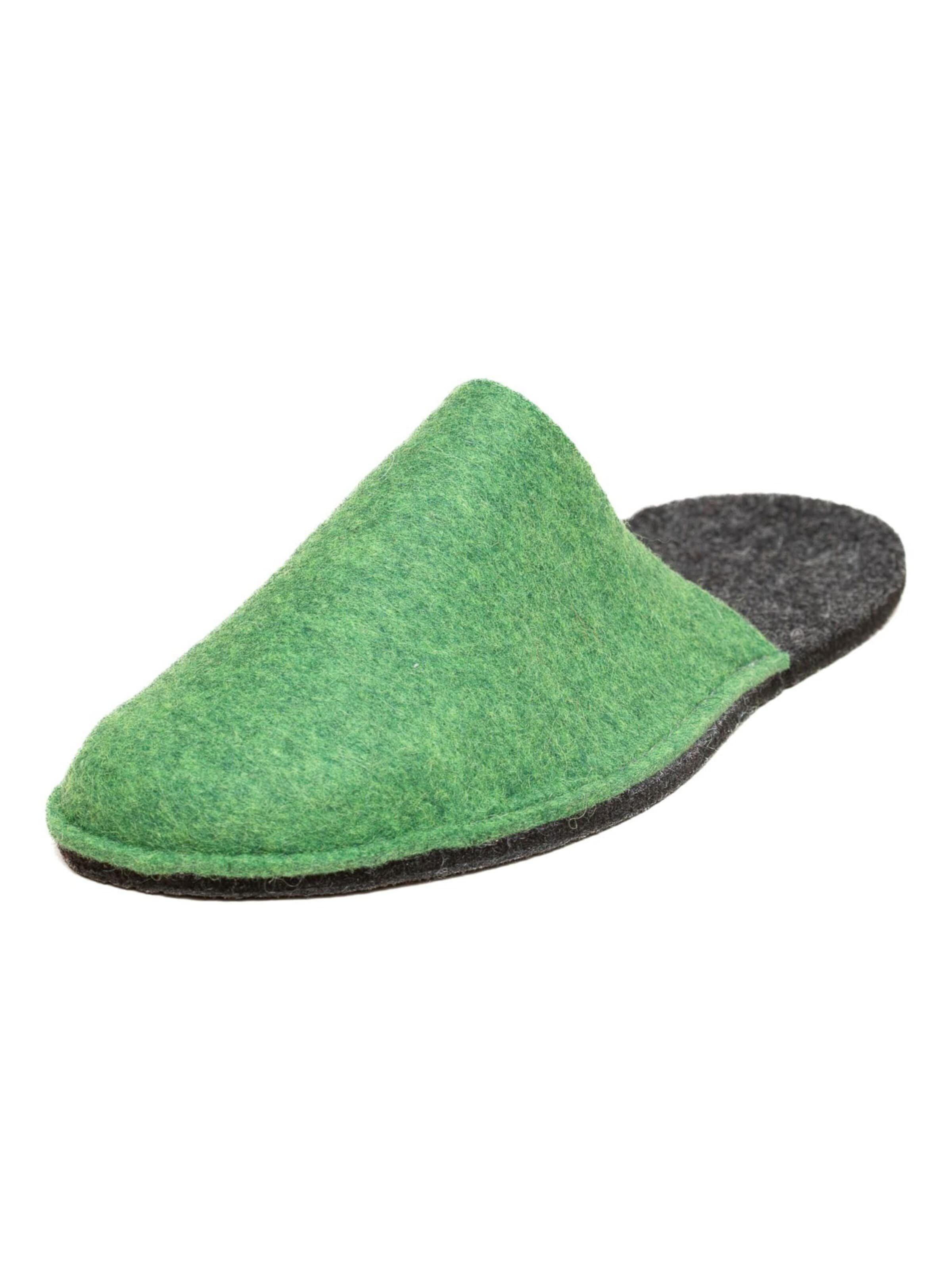 MagicFelt Slippers 'Filzpantoffel Magicfelt Travel 2.0' in Green: front