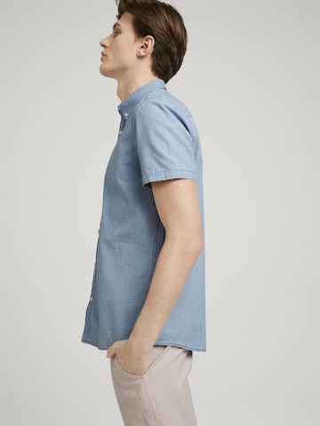 TOM TAILOR DENIM - Ajuste confortable Camisa en azul
