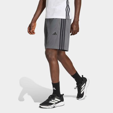 ADIDAS PERFORMANCE Regular Shorts in Grau