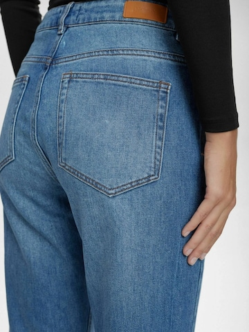 NÜMPH Flared Jeans 'NULONDON' in Blau