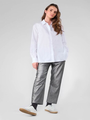 Le Temps Des Cerises Blouse 'Jama' in White