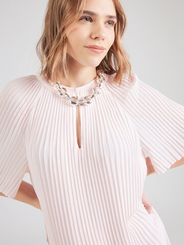 Robe COMMA en rose
