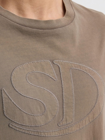 !Solid Shirt ' SDUncaster ' in Bruin
