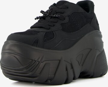 Sneaker bassa di Bershka in nero: frontale