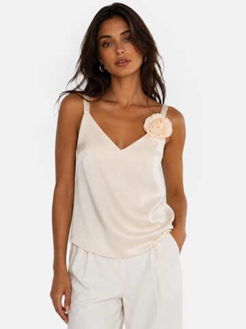 REGINA FASHION Top 'V-Neck Satin Top with 3D Flower Detail' | bež barva: sprednja stran