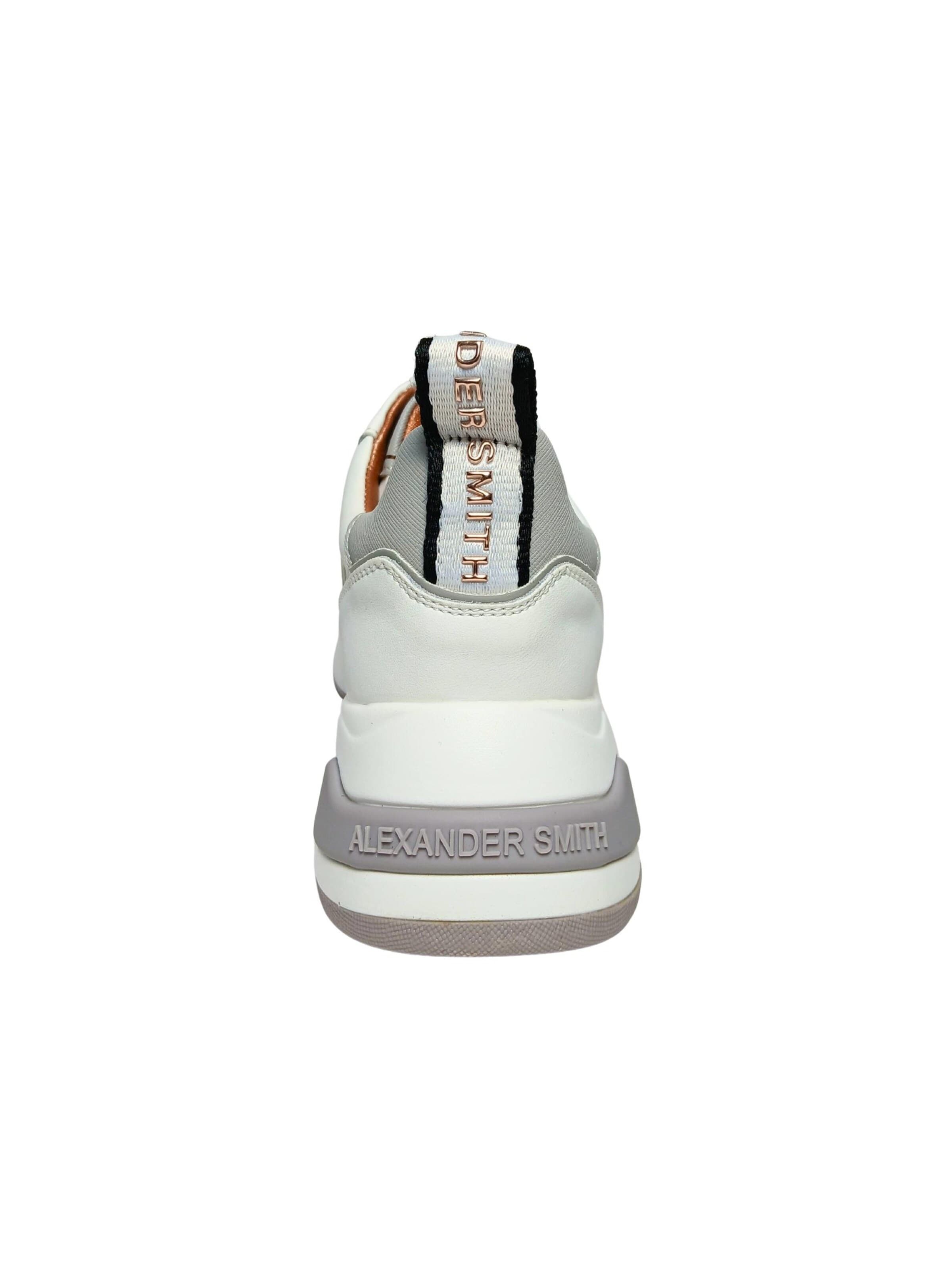 Baskets basses Alexander Smith en blanc