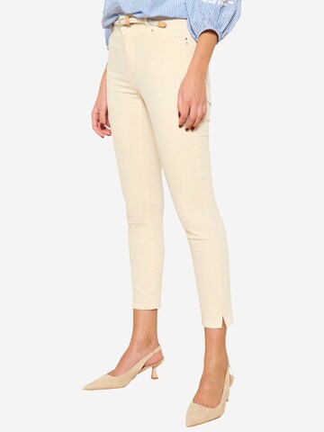 LolaLiza Slimfit Housut värissä beige