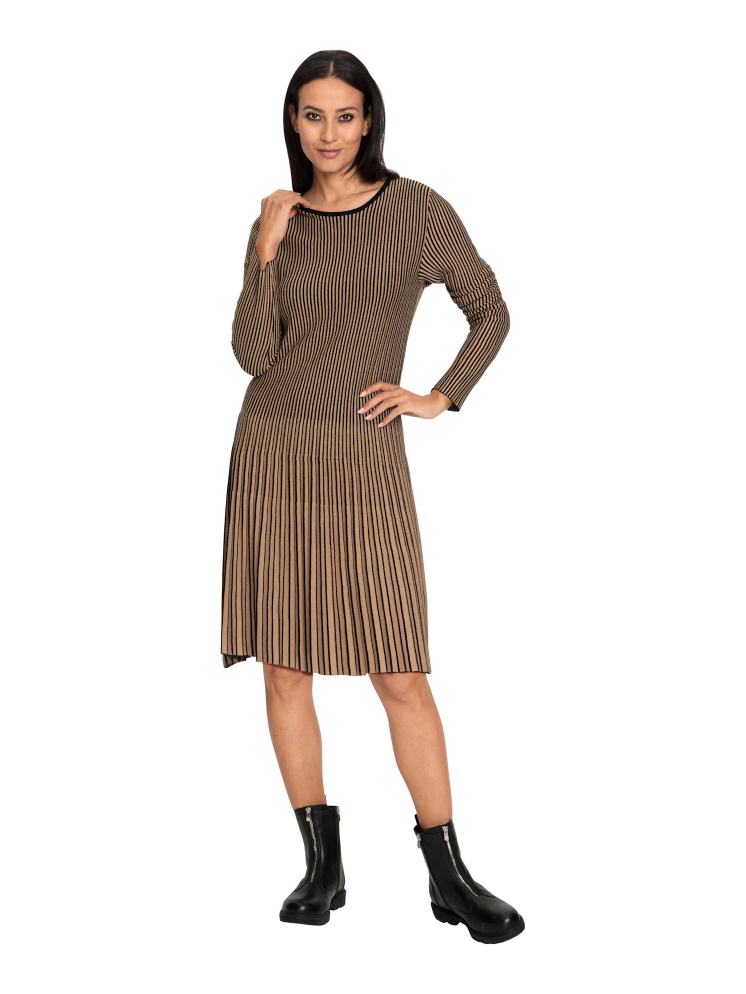 bēšs heine Adīta kleita: no priekšpuses