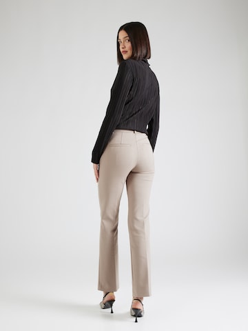 Coupe slim Pantalon à plis 'NOOWA' Tiger of Sweden en gris