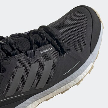 ADIDAS TERREX Χαμηλό παπούτσι 'Skychaser 2.0' σε μαύρο