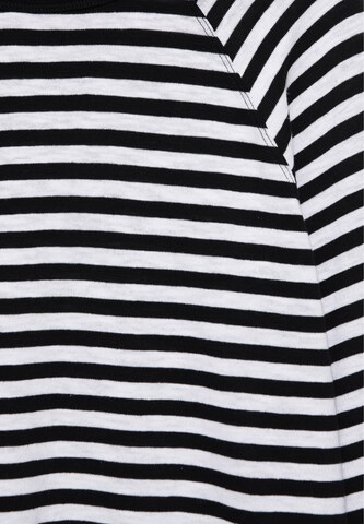 Pull&Bear Majica | črna barva